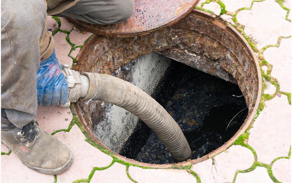 déboucher une canalisation d'eaux usées Clamart